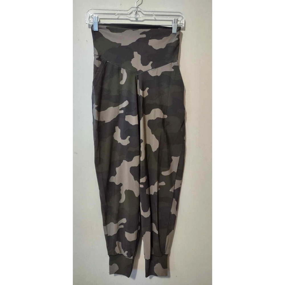 Offline by Aerie | Women's Camo High Waisted Joggers Size Medium